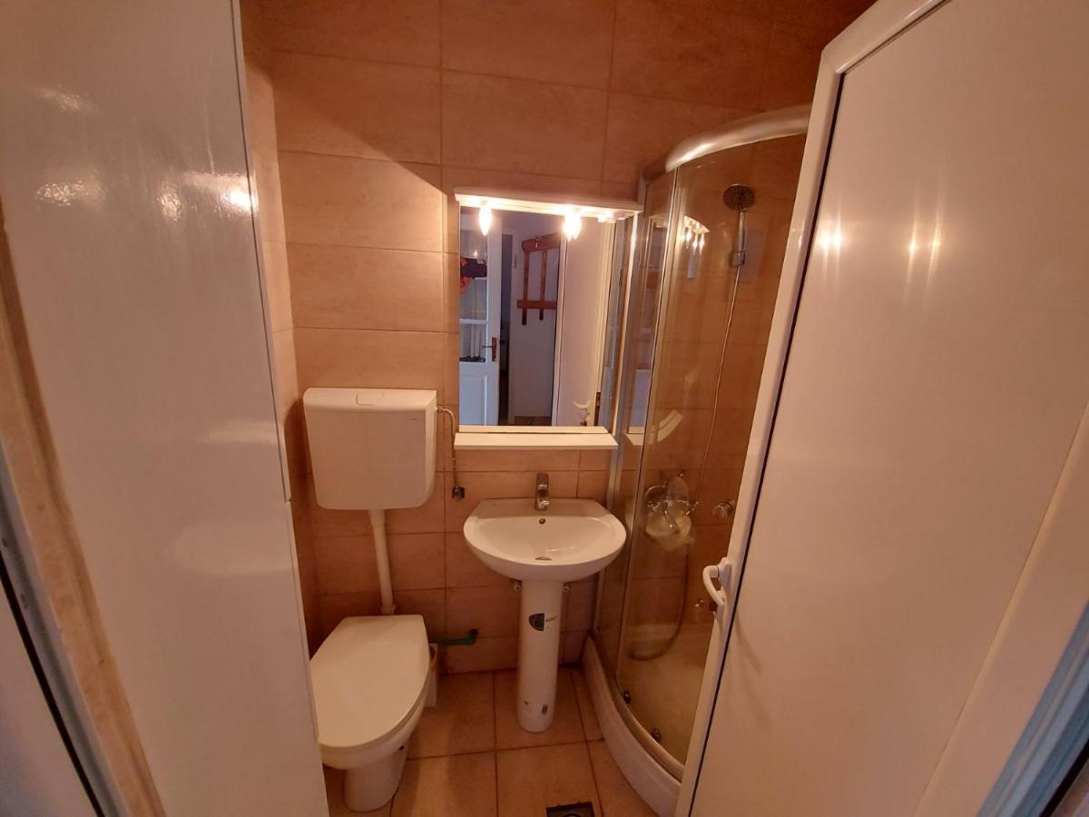 Apartments Radulovic ストモレ エクステリア 写真