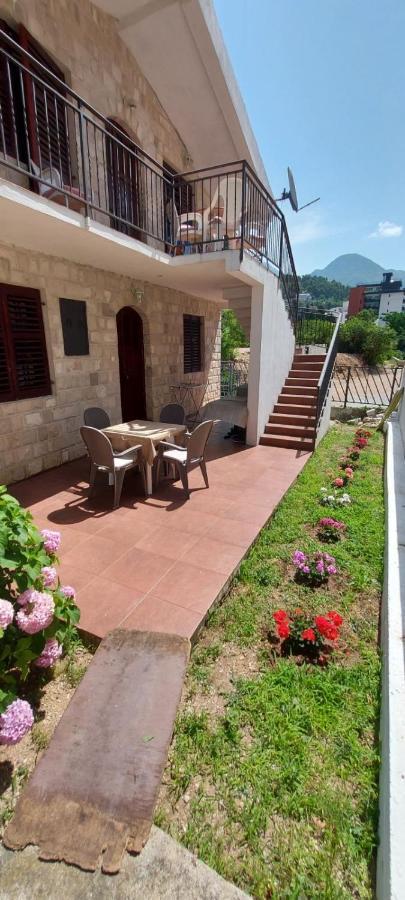 Apartments Radulovic ストモレ エクステリア 写真