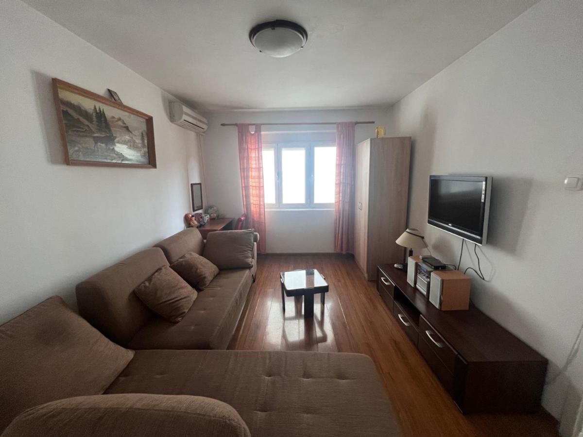 Apartments Radulovic ストモレ エクステリア 写真