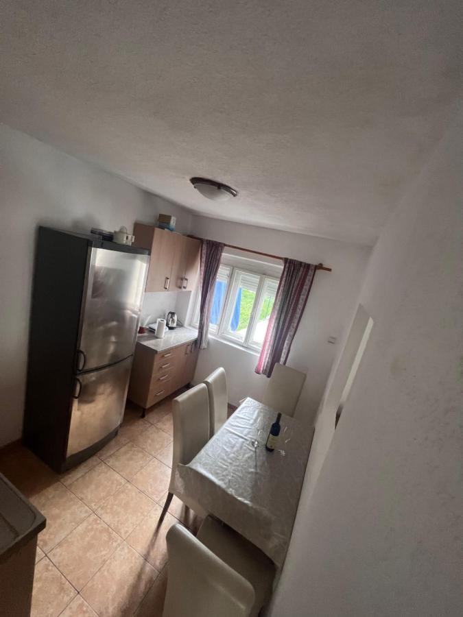 Apartments Radulovic ストモレ エクステリア 写真