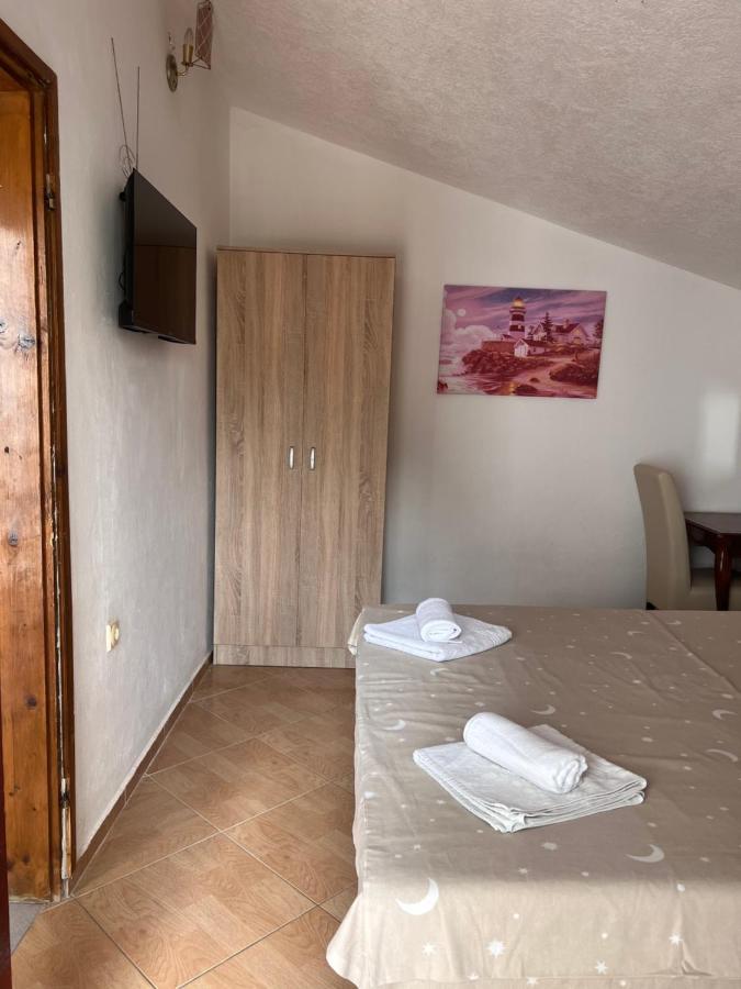 Apartments Radulovic ストモレ エクステリア 写真