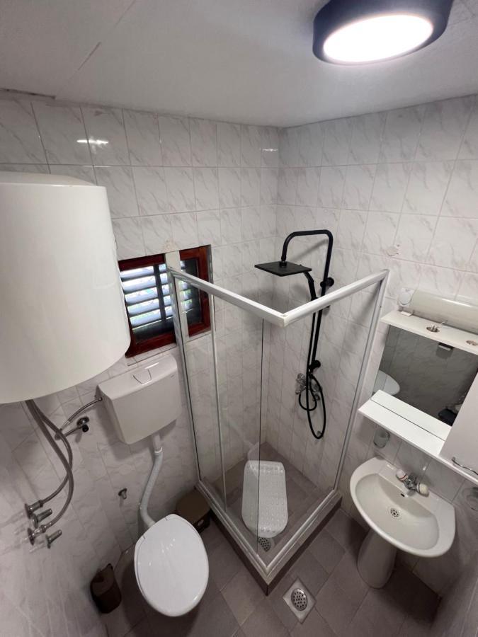 Apartments Radulovic ストモレ エクステリア 写真