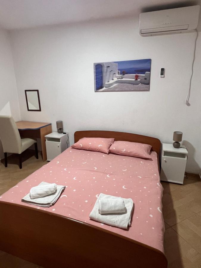 Apartments Radulovic ストモレ エクステリア 写真