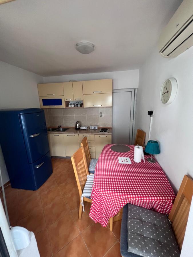 Apartments Radulovic ストモレ エクステリア 写真